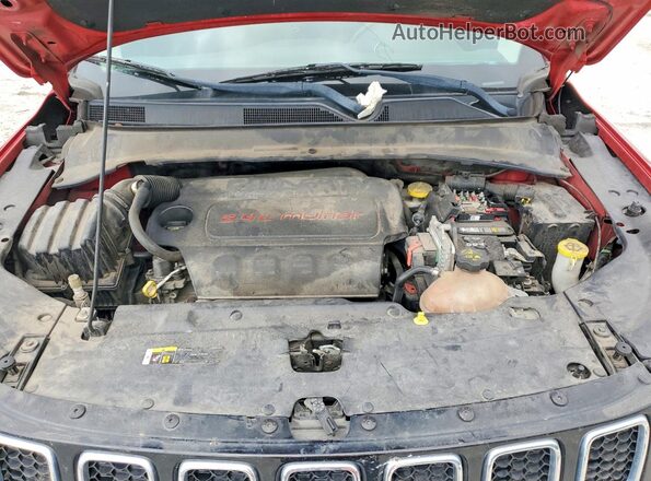 3C4NJCBB8JT266566 2018 JEEP COMPASS Red Engine compartment view