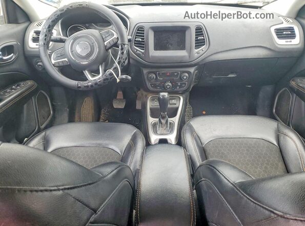 3C4NJCBB8KT652261 2019 JEEP COMPASS Gray წინა პანელის ხედი