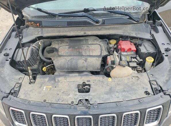 3C4NJCBB8KT652261 2019 JEEP COMPASS Gray ძრავის განყოფილების ხედი