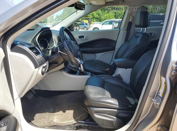 3C4NJCBB8KT679542 2019 JEEP COMPASS Silver Vista interior delantera