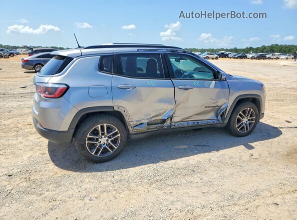 3C4NJCBB8KT679542 2019 JEEP COMPASS Silver Trasero derecho