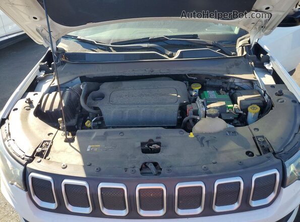 3C4NJCBB9NT139816 2022 JEEP COMPASS White Widok komory silnika