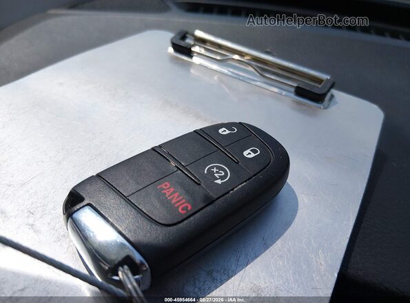 3C4NJCBBXKT658174 2019 JEEP COMPASS White Widok deski rozdzielczej