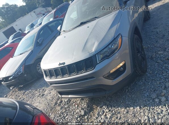 3C4NJCBBXKT731253 2019 JEEP COMPASS Silver Widok zestawu wskaźników