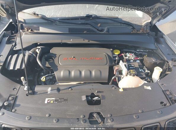 3C4NJCBBXKT731253 2019 JEEP COMPASS Silver Widok z tyłu