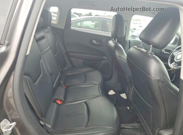 3C4NJCCB3KT777750 2019 JEEP COMPASS Угольный Вид задней части салона