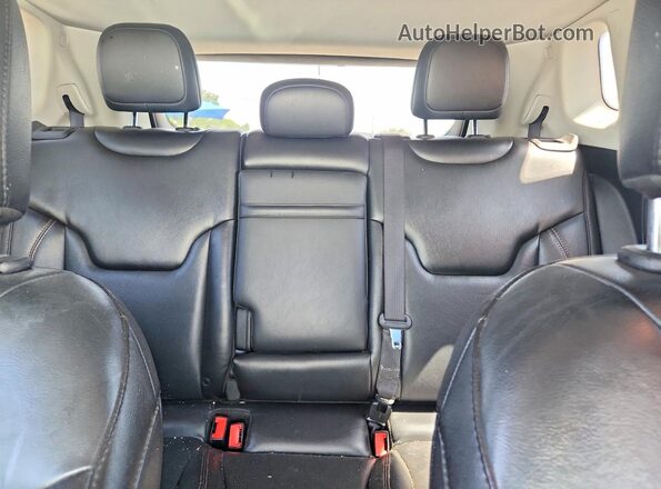 3C4NJCCB5KT679903 2019 JEEP COMPASS Белый Вид задних сидений