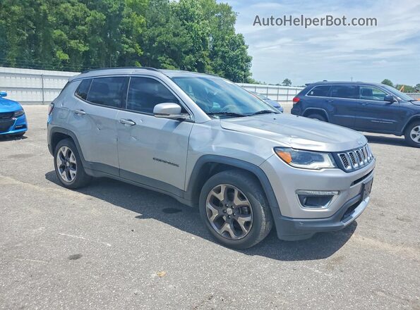3C4NJCCB8JT406520 2018 JEEP COMPASS Silver Front right