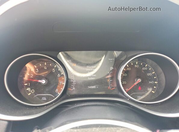3C4NJCCB8JT406520 2018 JEEP COMPASS Silver Instrument cluster view