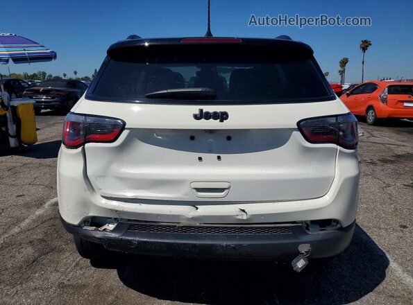 3C4NJCCB8KT844083 2019 JEEP COMPASS White Widok z tyłu