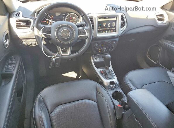 3C4NJCCB8KT844083 2019 JEEP COMPASS White Widok deski rozdzielczej
