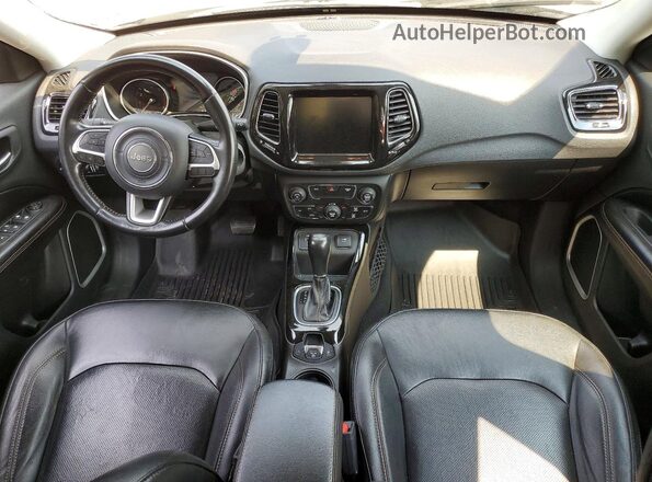 3C4NJCCBXLT108084 2020 JEEP COMPASS Silver Widok deski rozdzielczej