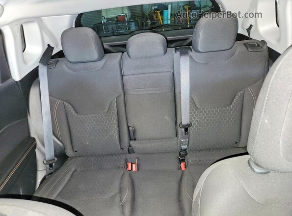 3C4NJDAB0JT177176 2018 JEEP COMPASS Gray Vista de los asientos traseros