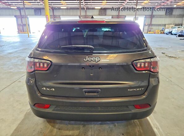 3C4NJDAB0JT177176 2018 JEEP COMPASS Gray Vista trasera