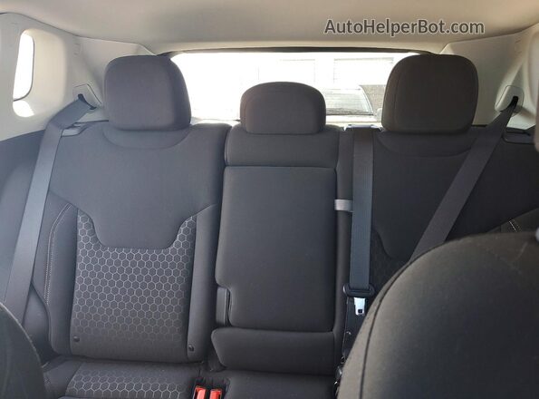 3C4NJDAB0MT567974 2021 JEEP COMPASS Blue Widok tylnych siedzeń