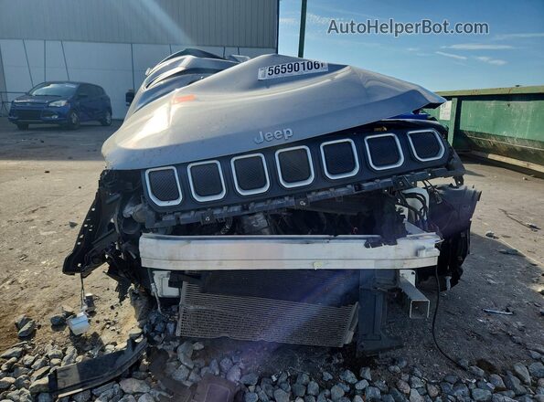 3C4NJDAB0NT106856 2022 JEEP COMPASS Серебряный Вид спереди