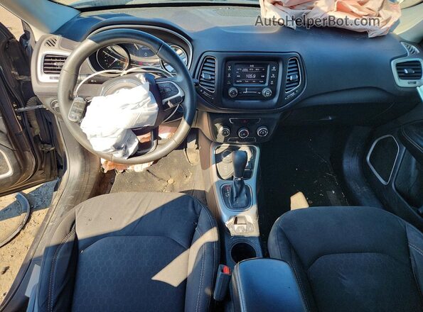 3C4NJDAB2JT177177 2018 JEEP COMPASS Gray Vista del salpicadero
