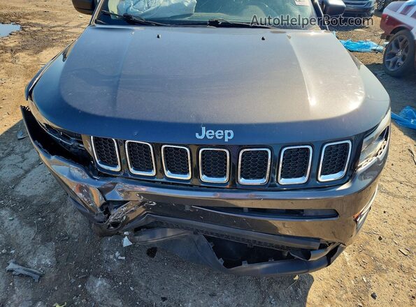 3C4NJDAB2JT177177 2018 JEEP COMPASS Gray Vista del compartimento del motor