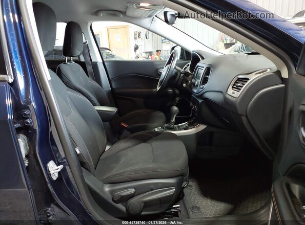 3C4NJDAB4JT392270 2018 JEEP COMPASS Blue Vista interior delantera
