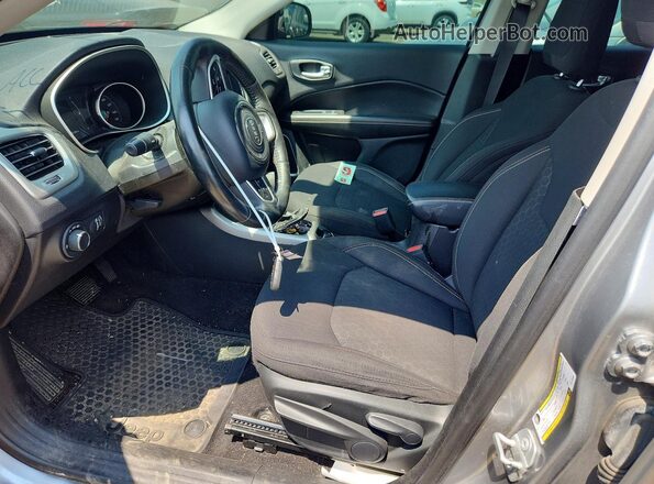 3C4NJDAB4KT773358 2019 JEEP COMPASS Silver Widok wnętrza z przodu