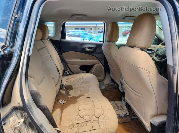 3C4NJDAB5JT480275 2018 JEEP COMPASS Черный Вид задней части салона