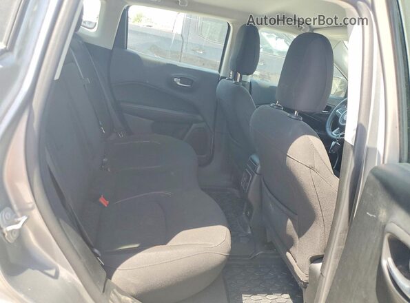 3C4NJDAB5LT210174 2020 JEEP COMPASS Silver Vista interior trasera
