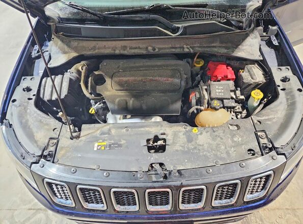 3C4NJDAB6MT578347 2021 JEEP COMPASS Blue Vista del compartimento del motor