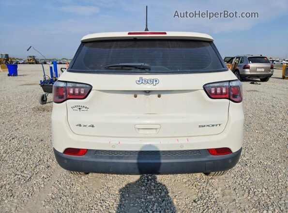3C4NJDAB8JT307558 2018 JEEP COMPASS Белый Вид сзади