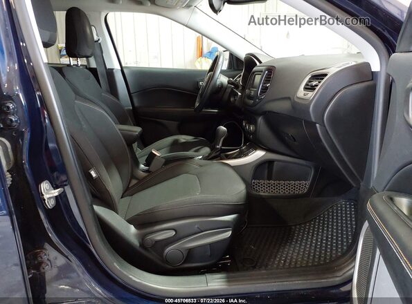 3C4NJDAB8JT392269 2018 JEEP COMPASS Blue Vista interior delantera