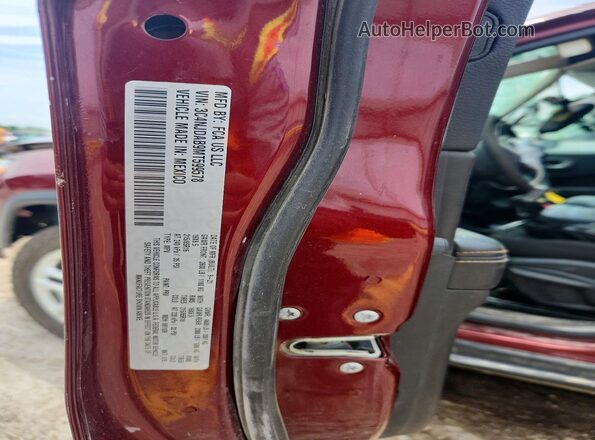3C4NJDAB9MT599578 2021 JEEP COMPASS Maroon Widok komory silnika