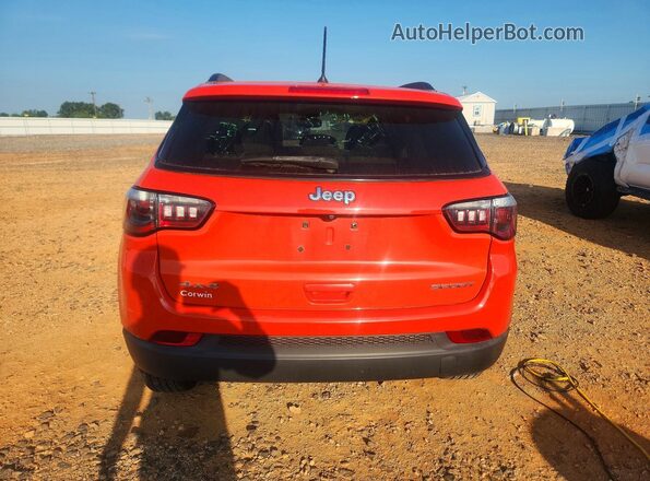 3C4NJDABXJT114487 2018 JEEP COMPASS Orange უკანა ხედი