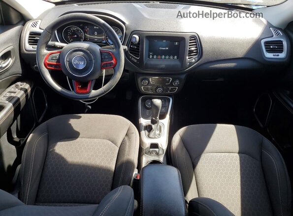 3C4NJDABXLT109082 2020 JEEP COMPASS Red Vista del salpicadero