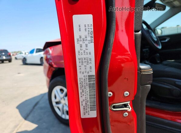 3C4NJDABXLT109082 2020 JEEP COMPASS Red Vista del compartimento del motor