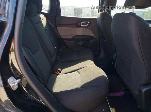 3C4NJDAN3RT136126 2024 JEEP COMPASS Black Vista interior trasera