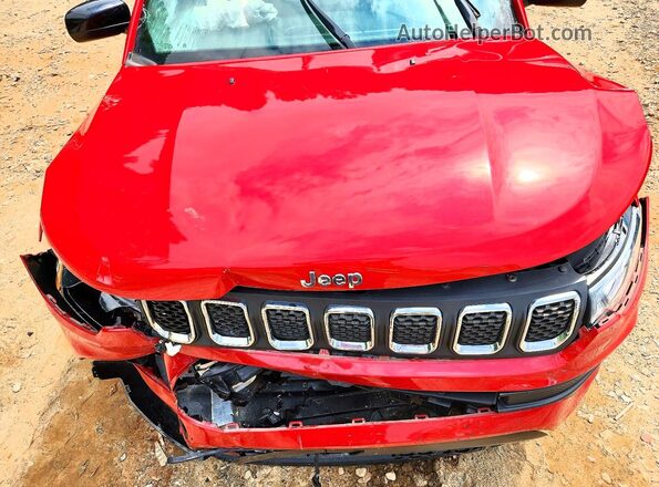 3C4NJDAN4PT563604 2023 JEEP COMPASS Red Widok wnętrza z tyłu