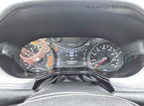 3C4NJDAN5RT612716 2024 JEEP COMPASS Gray Widok zestawu wskaźników