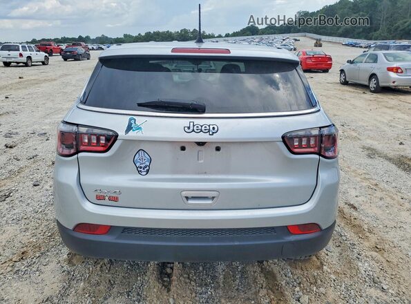 3C4NJDAN7RT158307 2024 JEEP COMPASS Silver Rear view