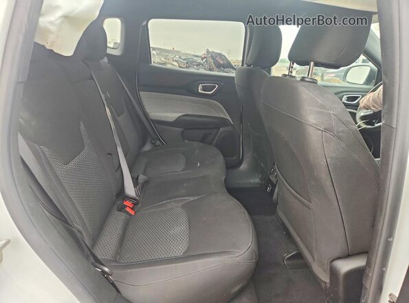 3C4NJDAN9RT166490 2024 JEEP COMPASS White Rear seats view