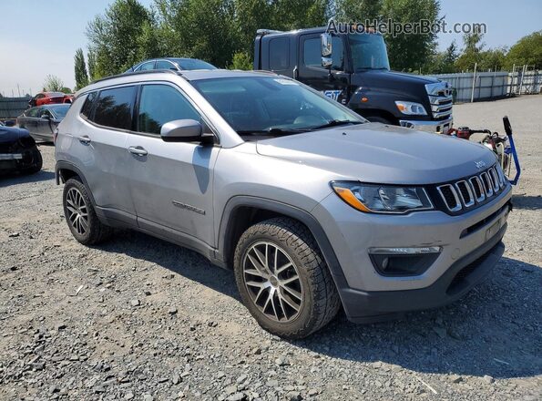 3C4NJDBB0HT652110 2017 JEEP COMPASS Silver Front right