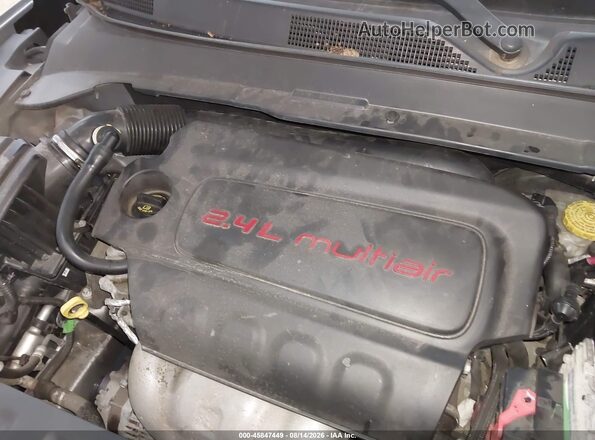3C4NJDBB0JT114223 2018 JEEP COMPASS Silver Widok z tyłu