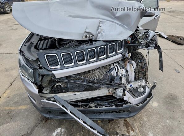 3C4NJDBB0JT282489 2018 JEEP COMPASS Gray Շարժիչի բաժամունքի տեսք