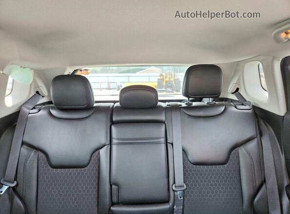 3C4NJDBB0KT598704 2019 JEEP COMPASS Black Հետևի նստատեղերի տեսք