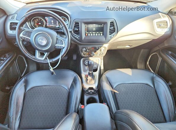 3C4NJDBB0KT847552 2019 JEEP COMPASS White Widok deski rozdzielczej