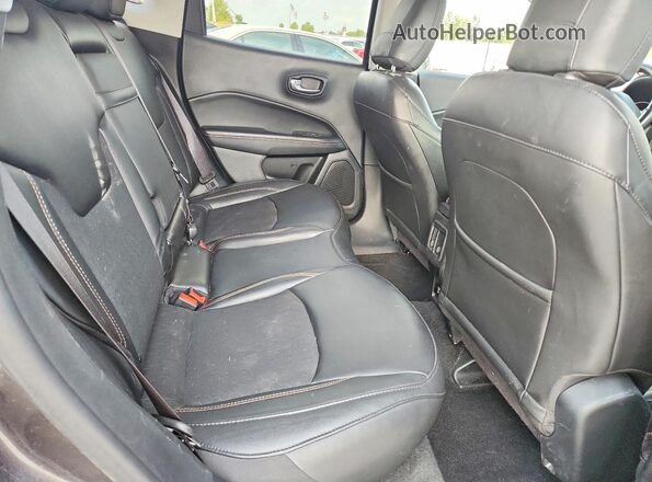3C4NJDBB0KT850869 2019 JEEP COMPASS Gray Սալոնի հետևի տեսք