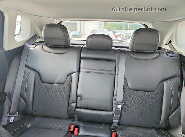 3C4NJDBB0KT850869 2019 JEEP COMPASS Gray Հետևի նստատեղերի տեսք