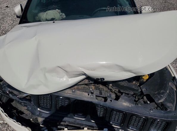 3C4NJDBB0LT123278 2020 JEEP COMPASS White Շարժիչի բաժամունքի տեսք