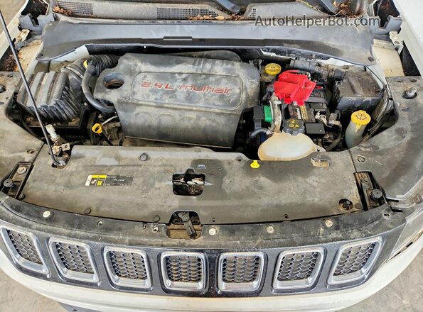 3C4NJDBB0MT543723 2021 JEEP COMPASS White Widok komory silnika