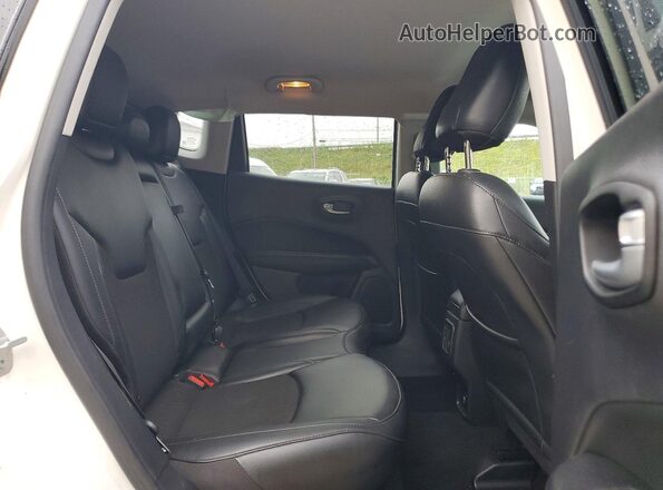 3C4NJDBB0MT586586 2021 JEEP COMPASS White Rear interior view