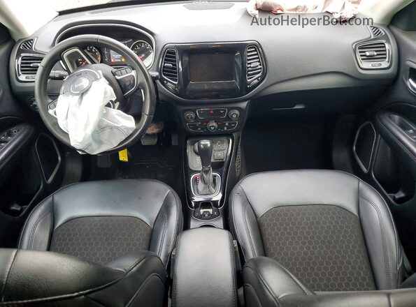 3C4NJDBB0MT586586 2021 JEEP COMPASS White Dashboard view