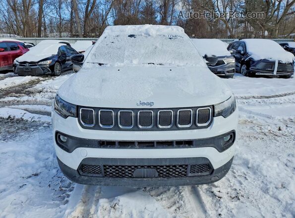 3C4NJDBB0NT230043 2022 JEEP COMPASS White Դիմացի տեսք